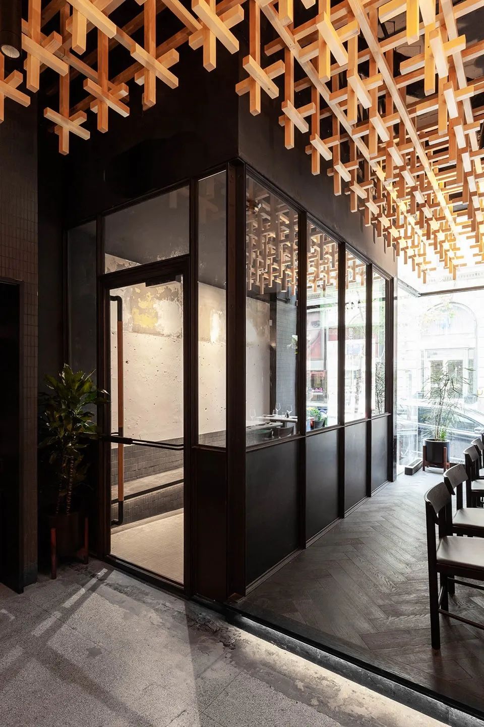 蒙特利尔 RYÙ餐厅 | 侘寂之美，历史与现代的对话-25