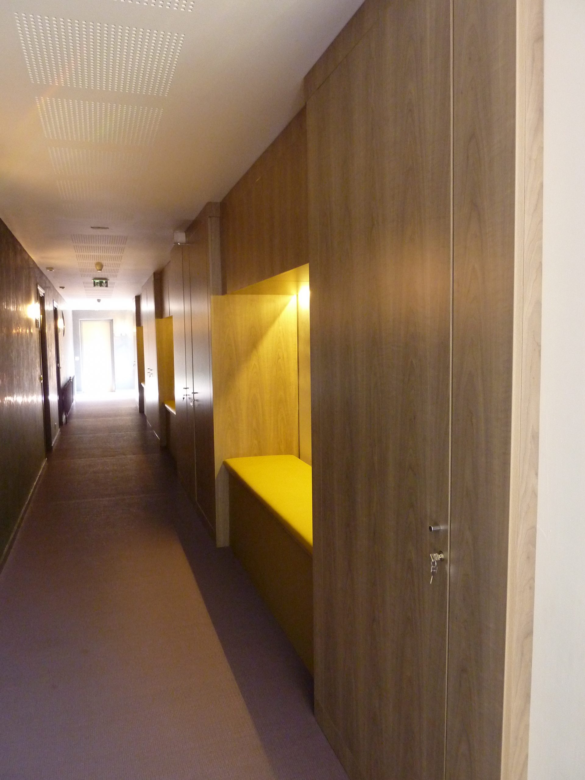 Hôtel La Montagne de Brancion - Aménagement chambres hôtel et salle de restauration | Poitoux-9