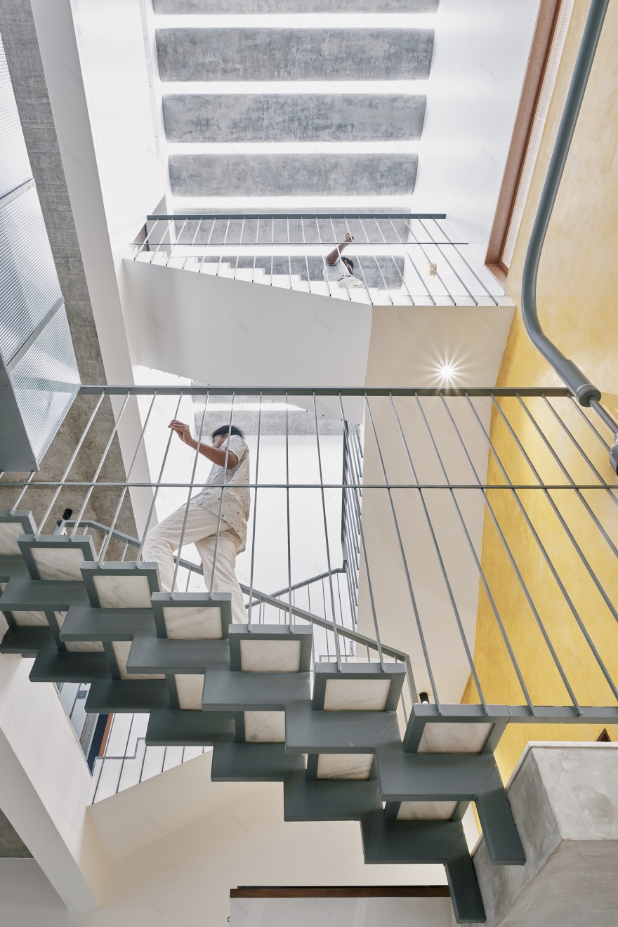 两种现实之屋丨印度本地治里丨STO.M.P-37