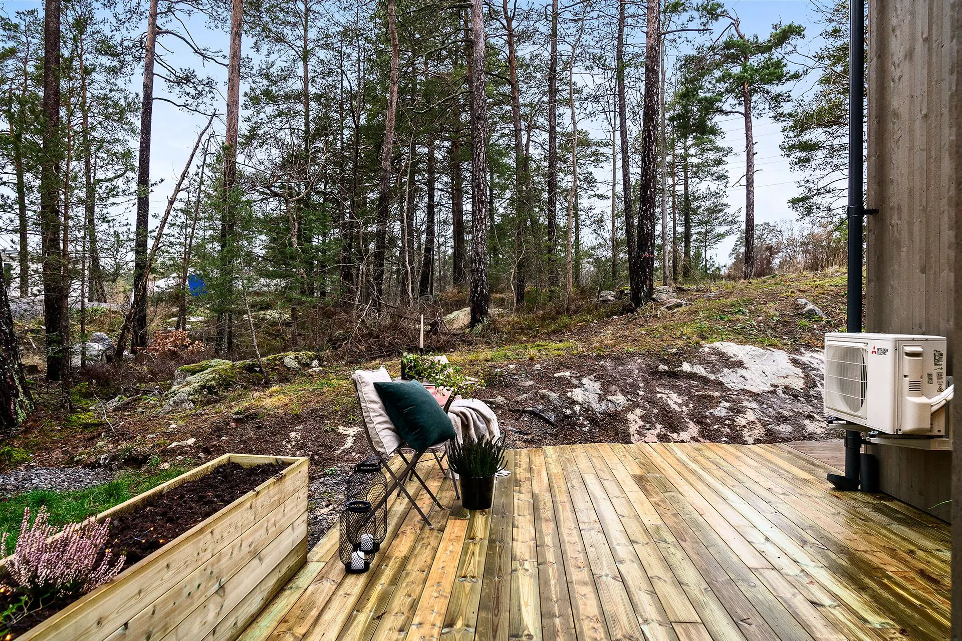 自然美景尽收眼底的 20 平米迷你玻璃屋-9