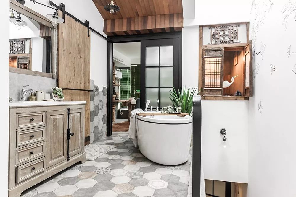 80万搞定260㎡别墅,度假风仙气来袭!屋主教你如何“装修理财”-1