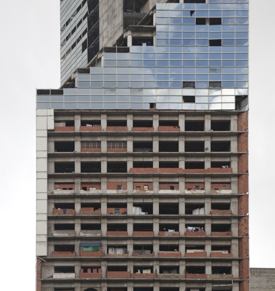 Torre de David（大卫塔）丨委内瑞拉加拉加斯丨Enrique Gomez-21