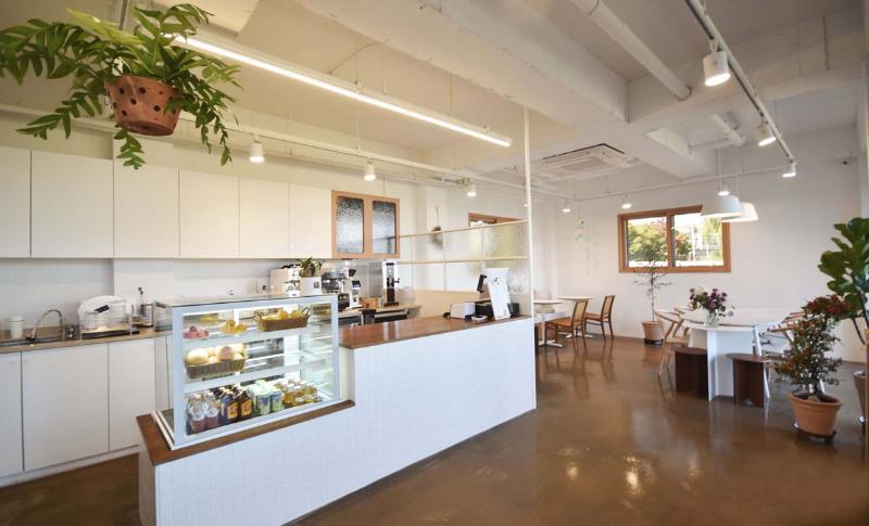 极简黑白风，打造温馨咖啡馆-7