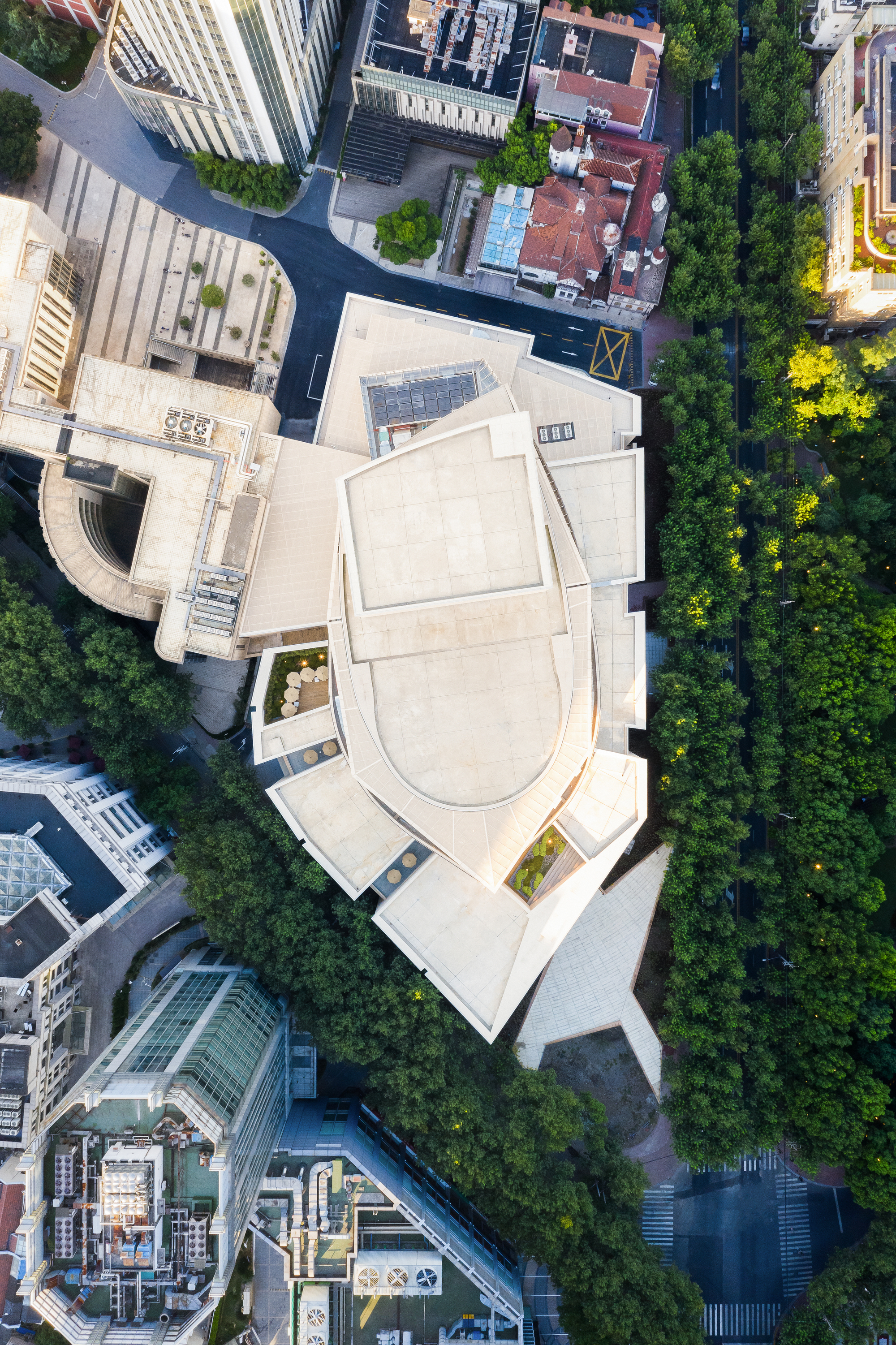 Shangyin Opera House  / Christian de Portzamparc-30