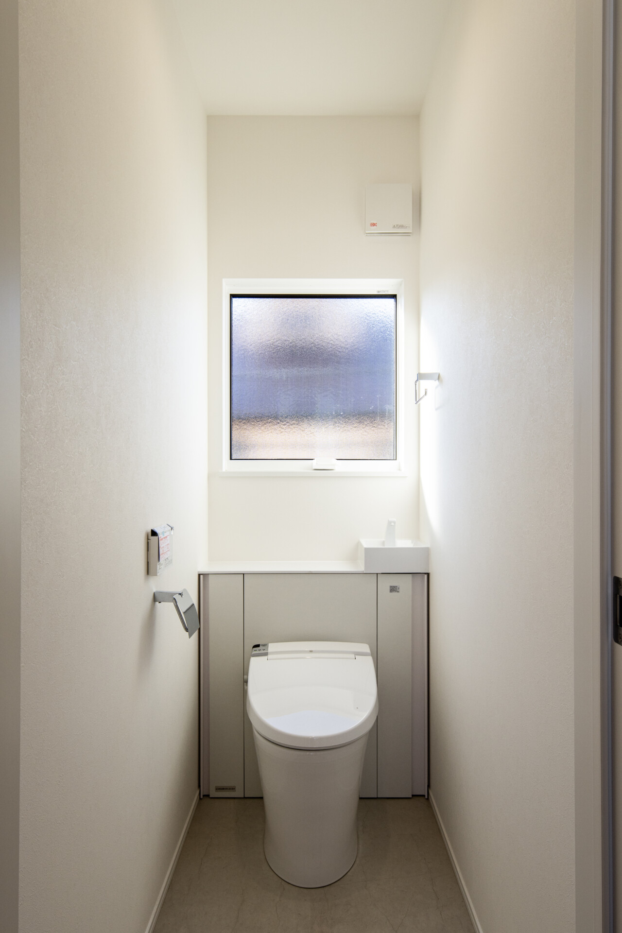 「家族がゆっくり過ごせるヌックのある家」（“有壁龛的家”）-22