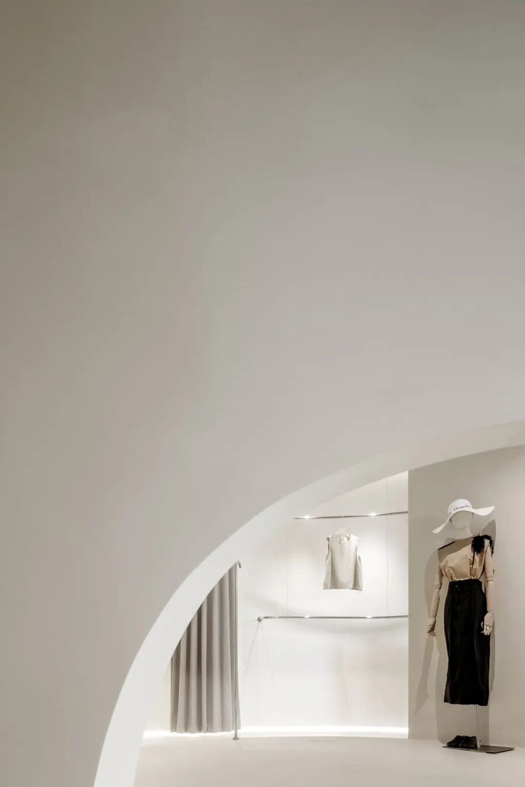 简缦诗服装店丨中国天津丨触觉设计-8