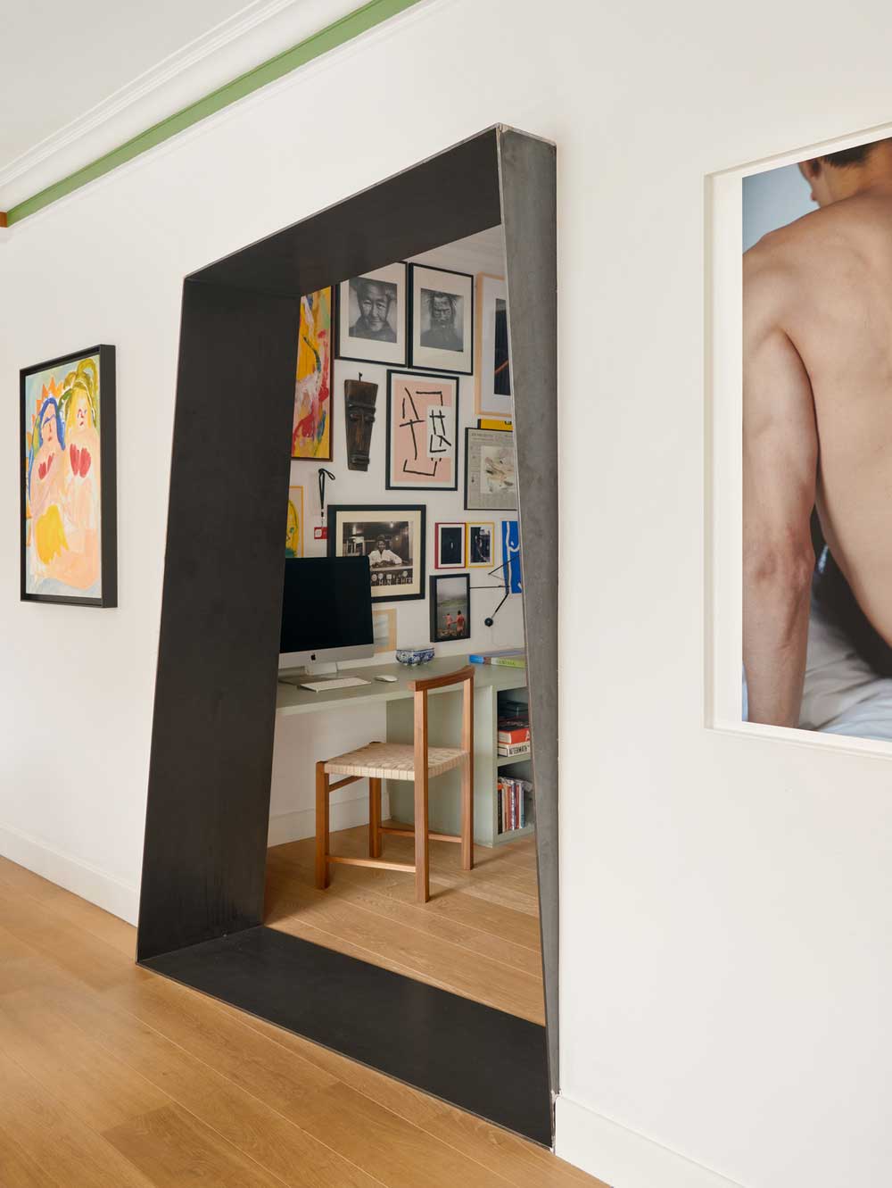 巴塞罗那设计师色彩斑斓的公寓-13