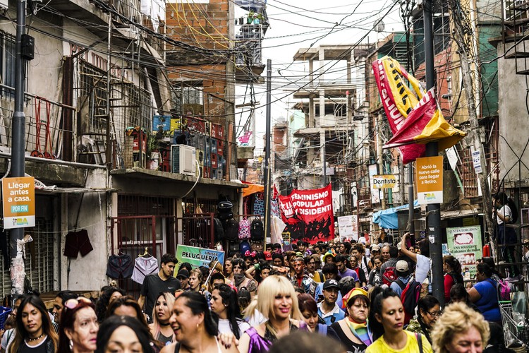 酷儿空间:LGBTQIA+ 地点和故事图集-13