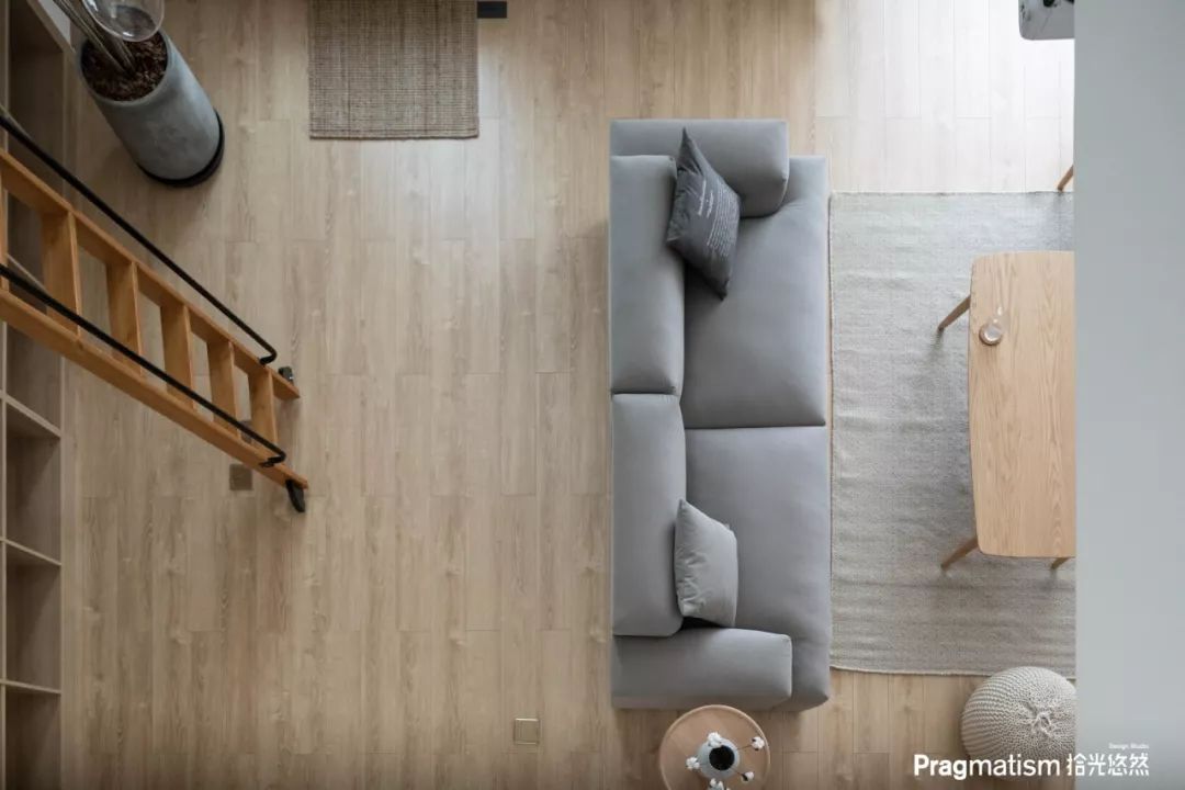 成都 300 平米跃层私宅设计，功能强大且明亮简洁-64