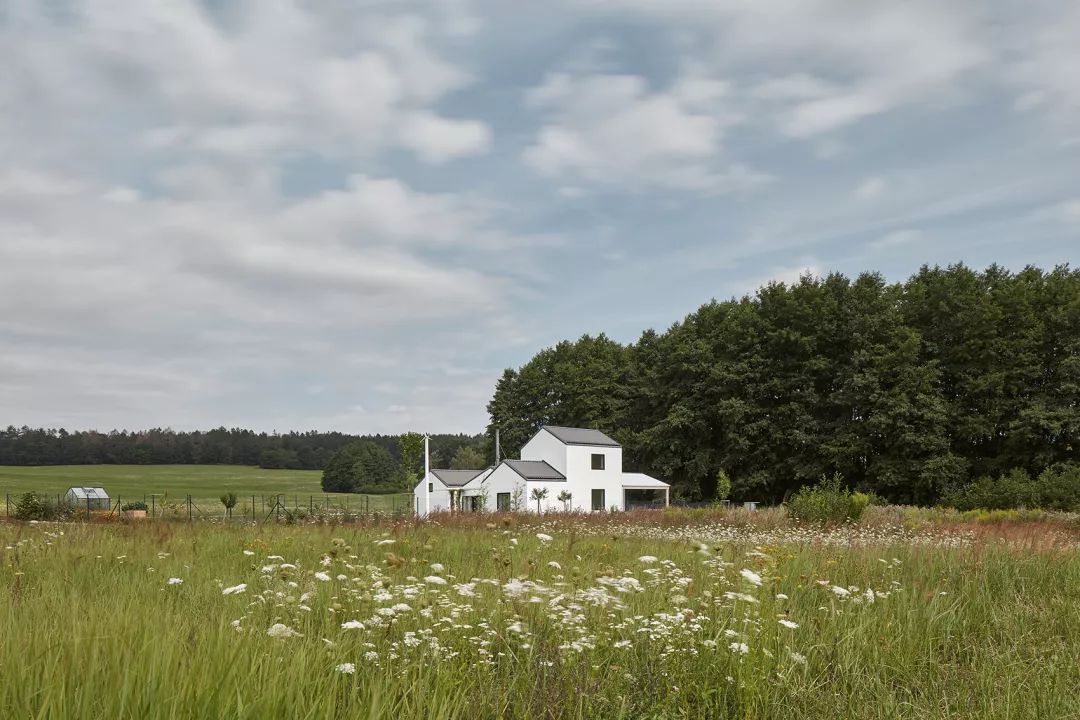捷克三代同堂夏日绿野仙踪-4