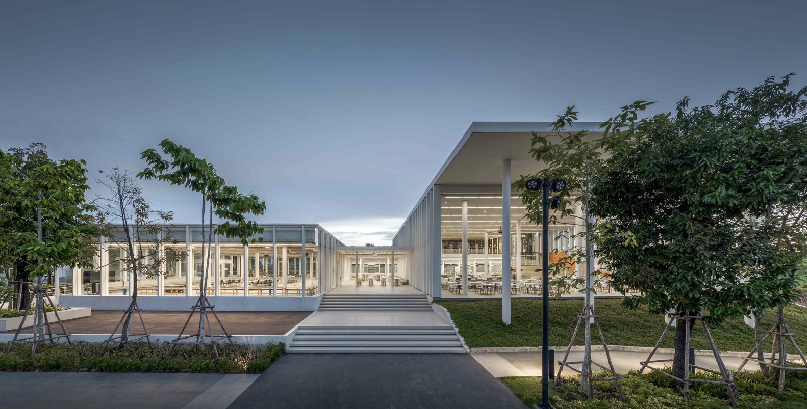 泰国 Panyapiwat 管理学院 Eec 校区丨建筑师 49-23