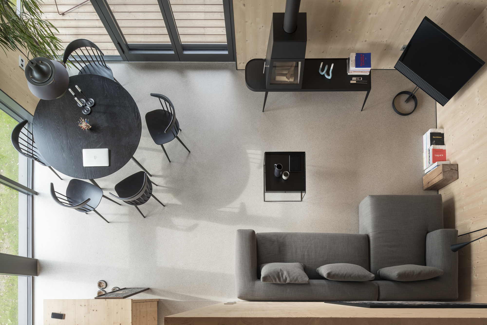 黑美人之家丨奥地利丨Backraum Architektur-18