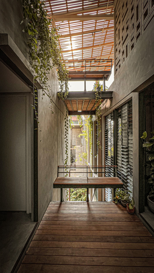 泰国曼谷塔姆尼旅舍丨POD Architects-12