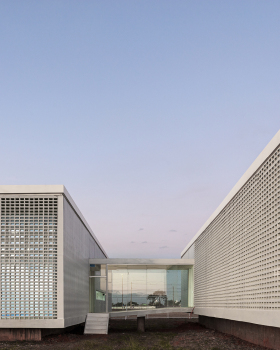 Primary Healthcare Center - UBS Parque do Riacho / Saboia+Ruiz  Arquitetos