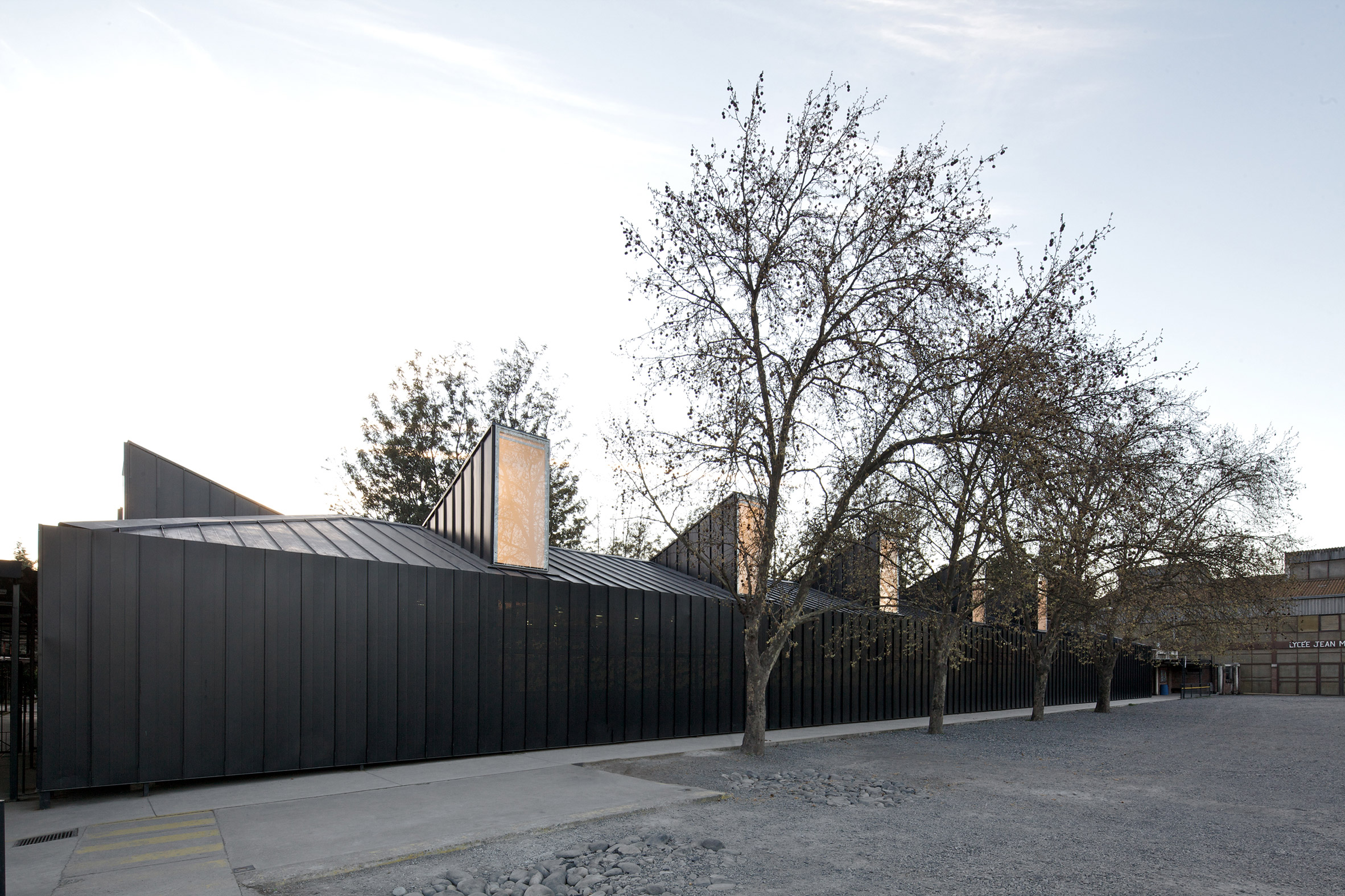 García and Soler give Chilean school a new look with light chimneys and metal cladding-3