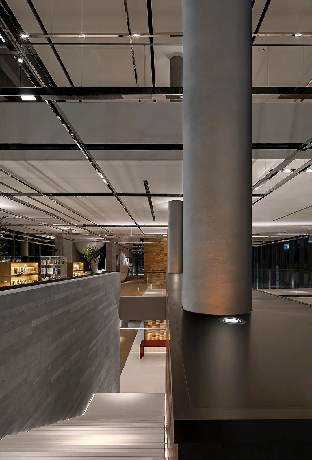 打造现代化科技展示及体验型专业公共图书馆-45