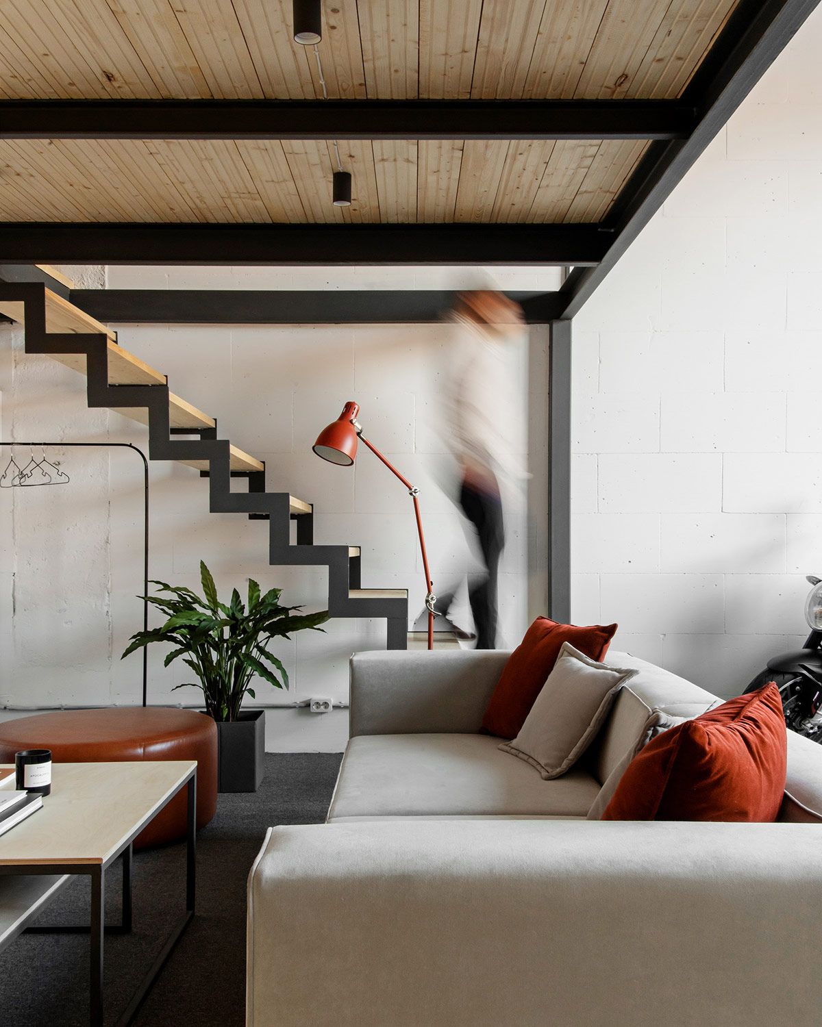 现代工业风 VM Project 创意工作空间-5