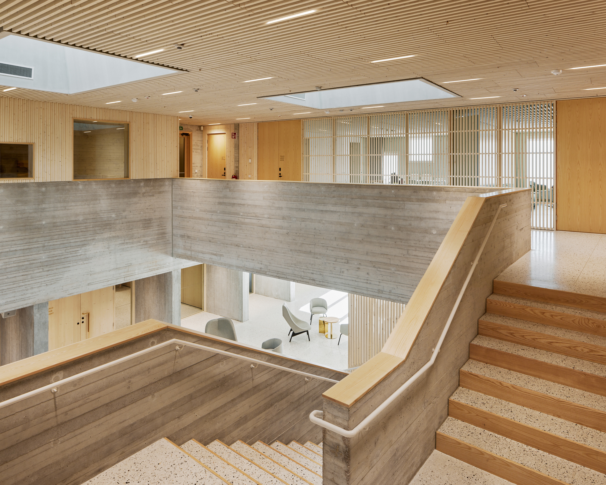 蒂古里拉教堂和住宅丨芬兰万塔丨OOPEAA-43