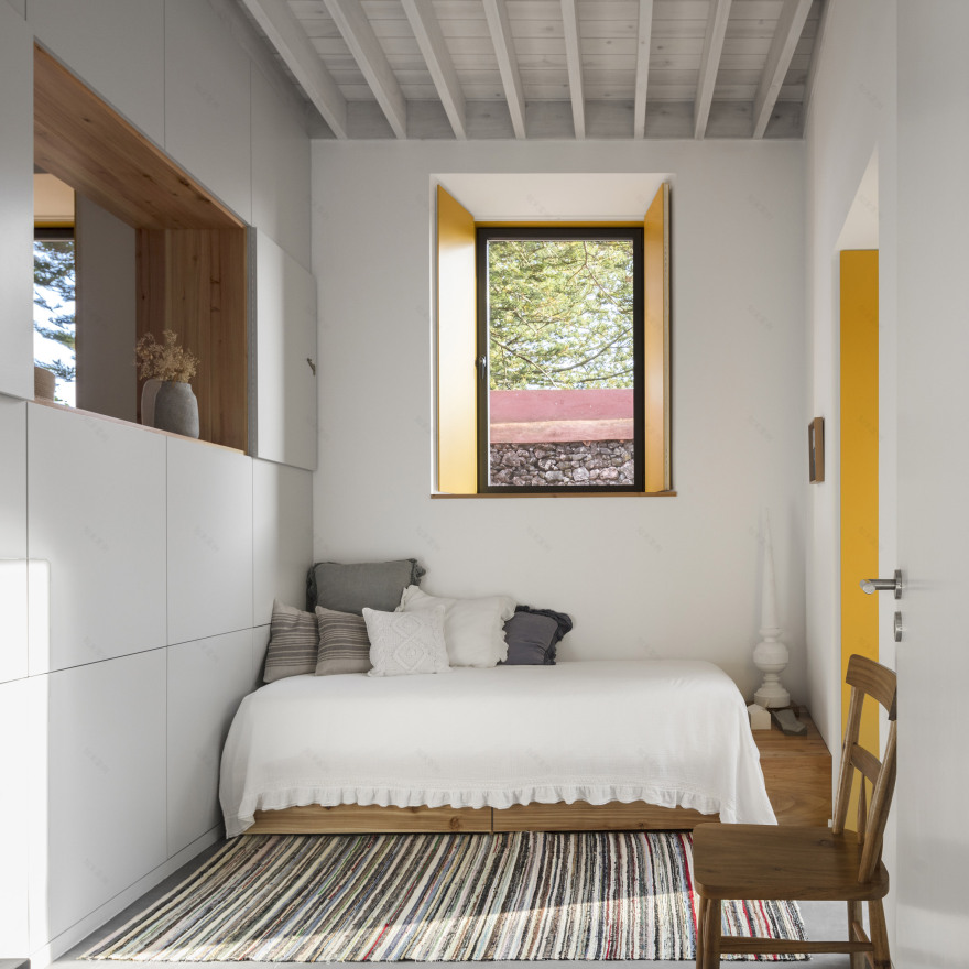 Mezzo Atelier transforms century-old barn into bright pink guesthouses-22
