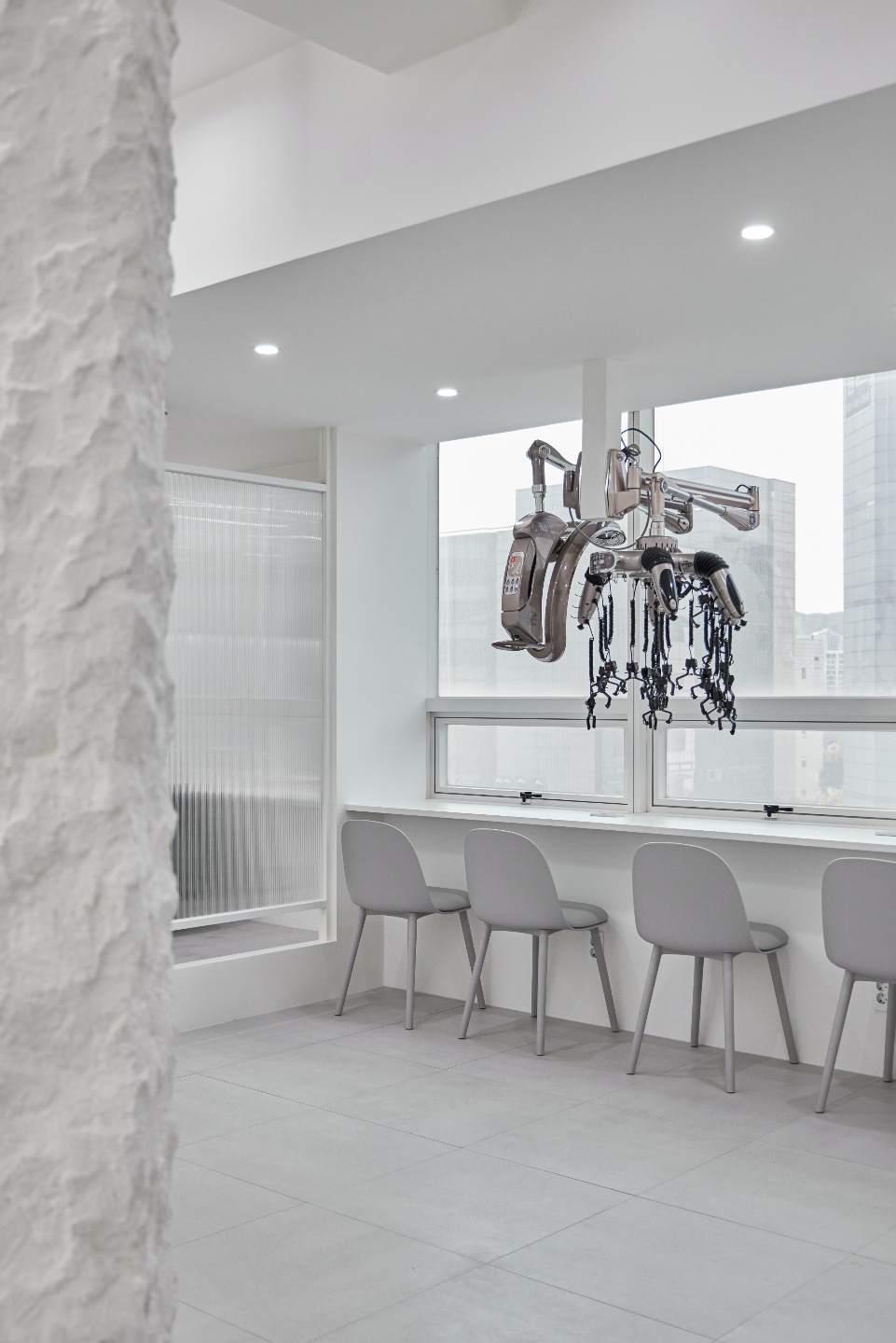 白色调高级美容沙龙，打造舒适私密空间-22