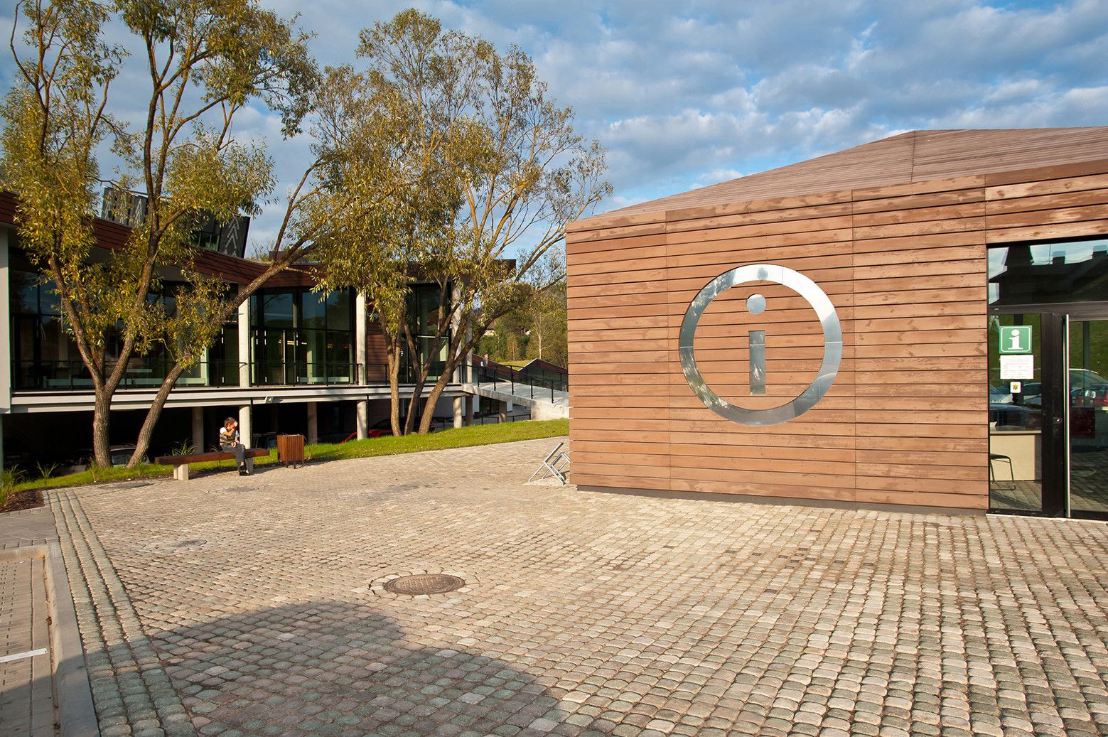 创意服务中心 Zeimuls-32