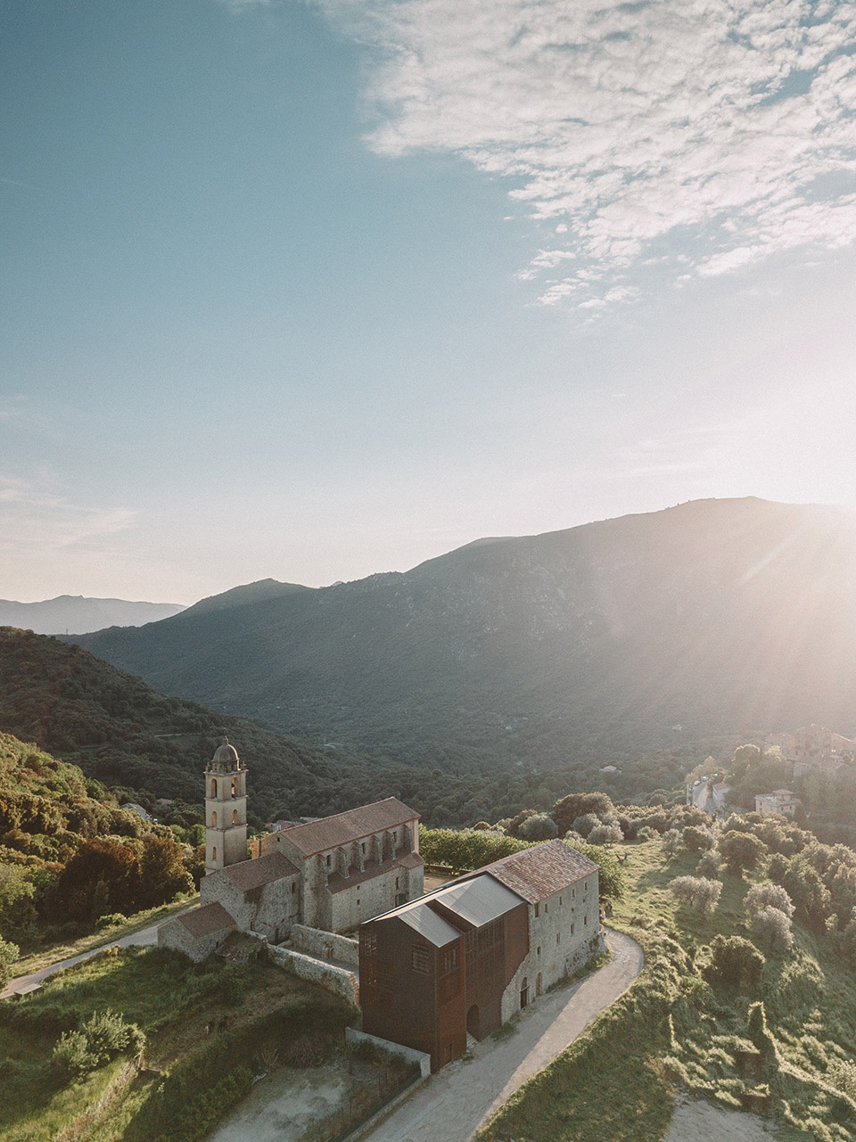 科西嘉岛修道院改造 | 历史与现代的完美融合-67