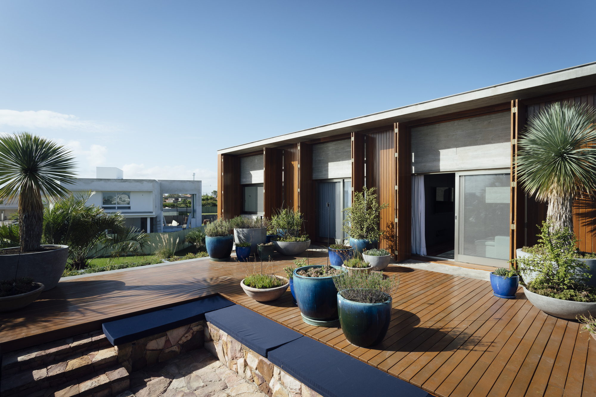 LSG #DM 住宅 | 混凝土棱镜与玻璃空间的互动-41