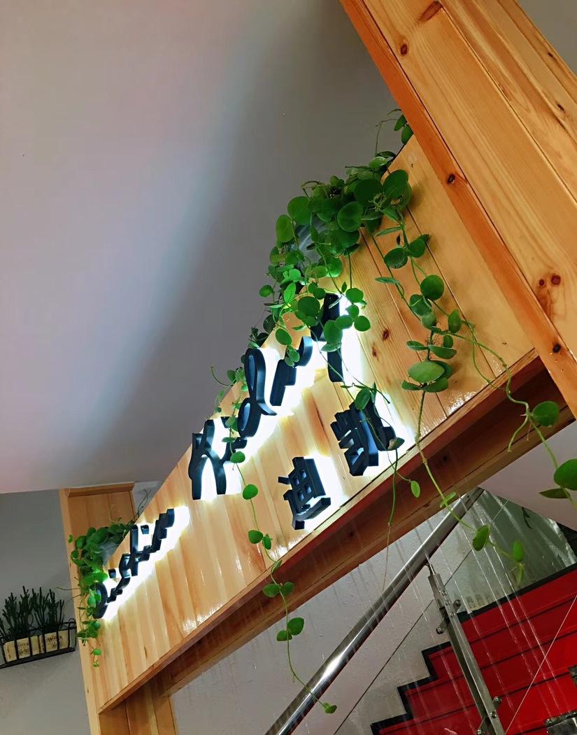 
迪凯-Distin-kidny服装生活馆 -2