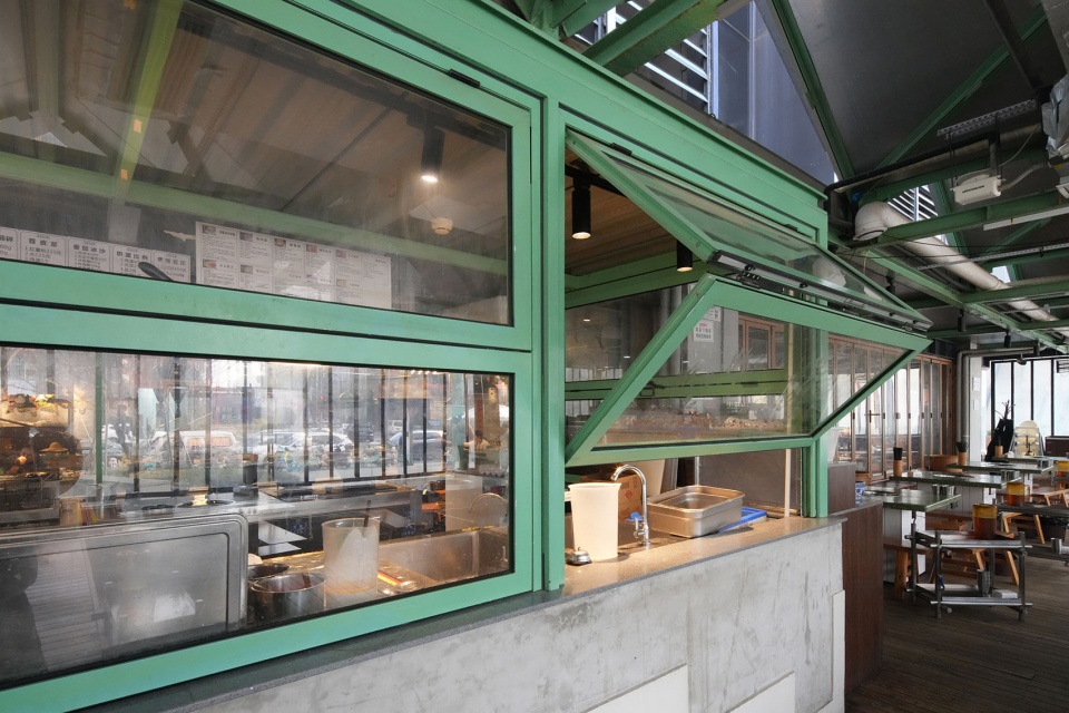 街边的绿色伞棚 · 五里关麓坊店 · 凡筑ArchFAN丨中国成都丨凡筑ArchFAN(成都凡筑建筑设计事务所有限公司)-45