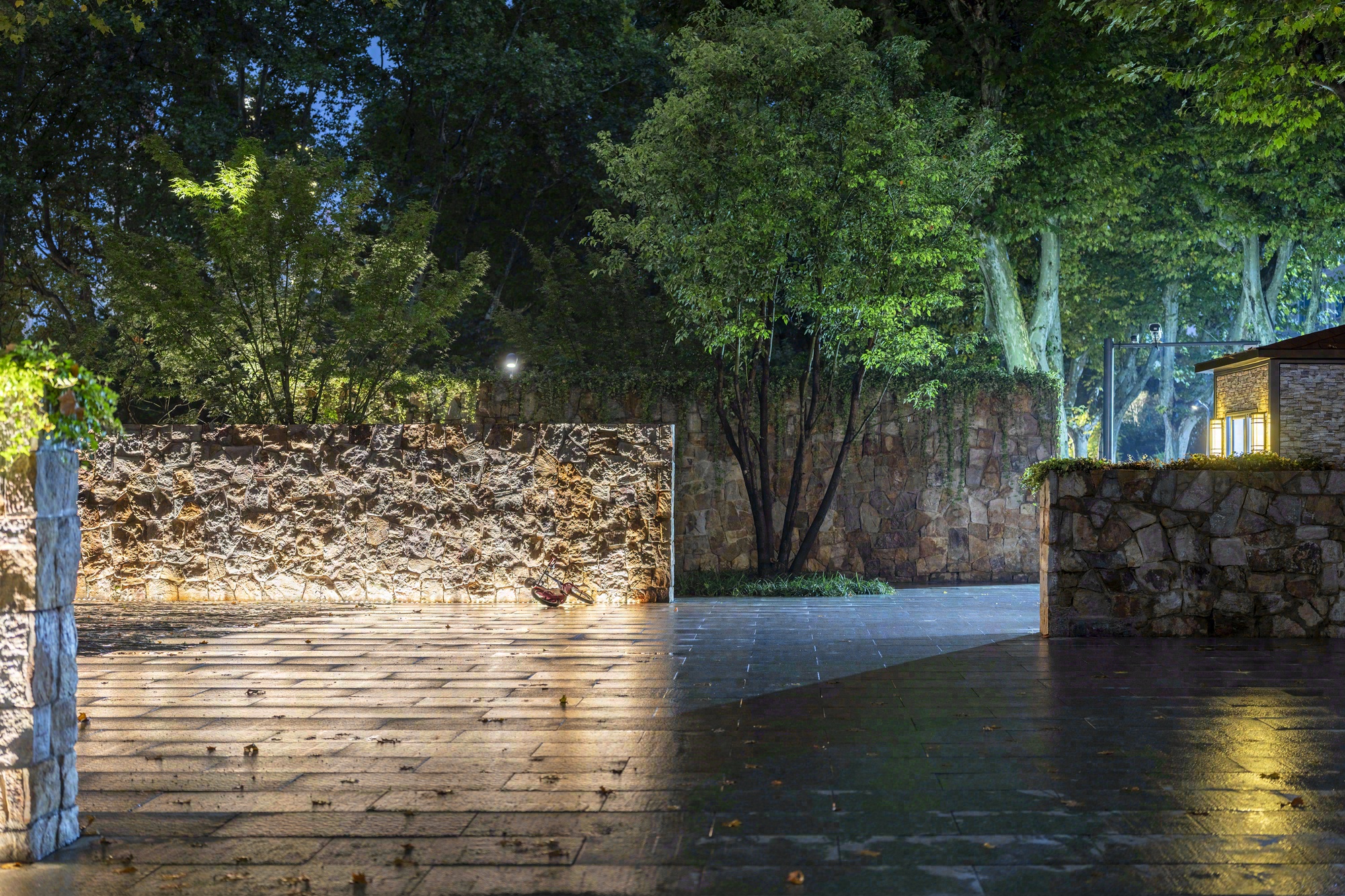 和平公园六号门改造丨中国上海丨Atelier Z+-42