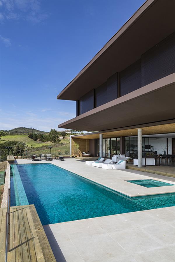 巴西钢木混凝土住宅-20