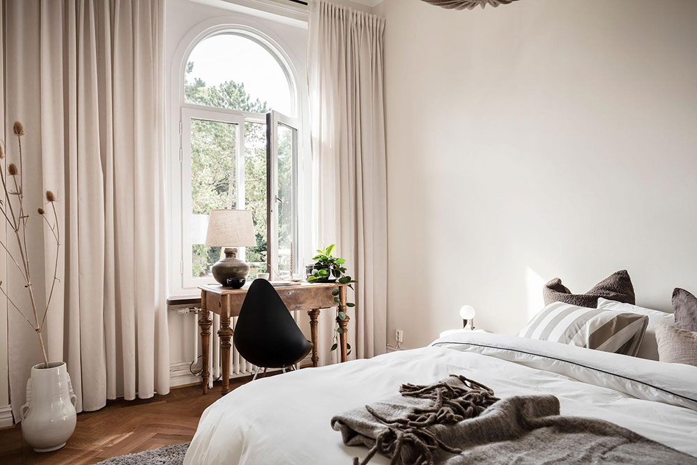 哥德堡优雅公寓,极简设计突显百年建筑之美-18