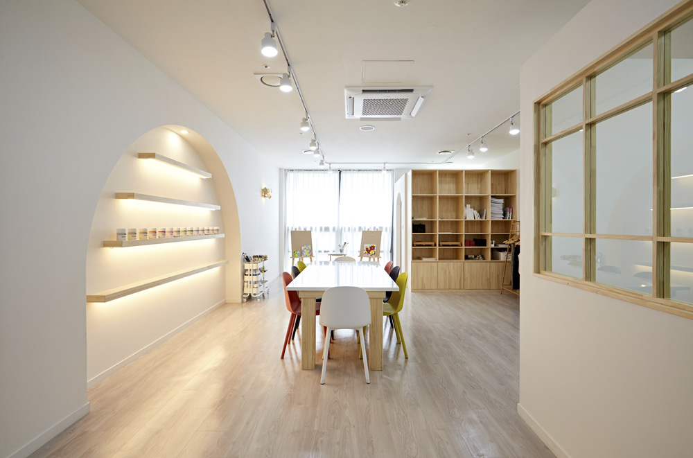 "韩国 Ellair 艺术画廊，极简与趣味并存的设计魅力"-2