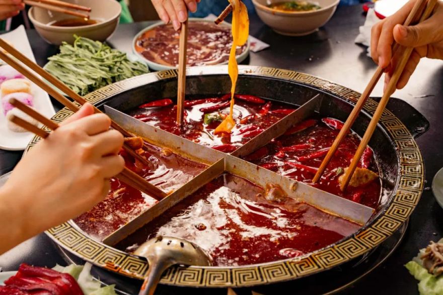 绿意盎然,火锅心情——自然环境对火锅体验的影响-35