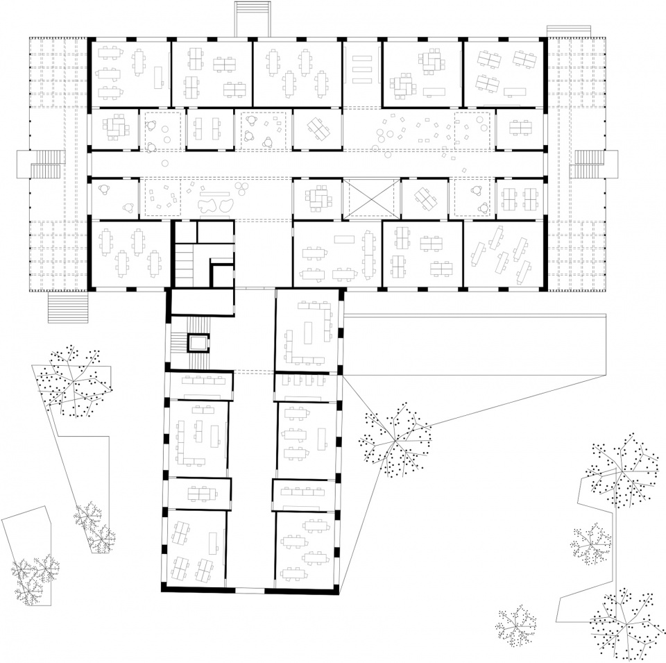 奥地利 Bütze Wolfurt 小学 · 木板条与锌钢构建的温馨学习空间-66