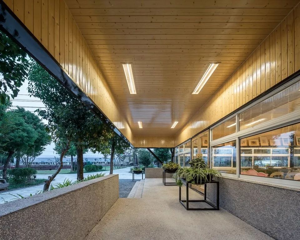 乡村烤肉店，因地制宜的节能设计-48