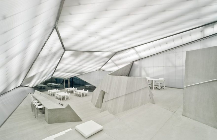 城郊企业孵化器·西班牙阿尔切纳办公楼-33