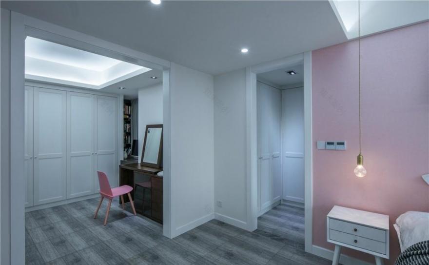 一个人的舒适生活,开放式公共空间与多功能卧室设计-20