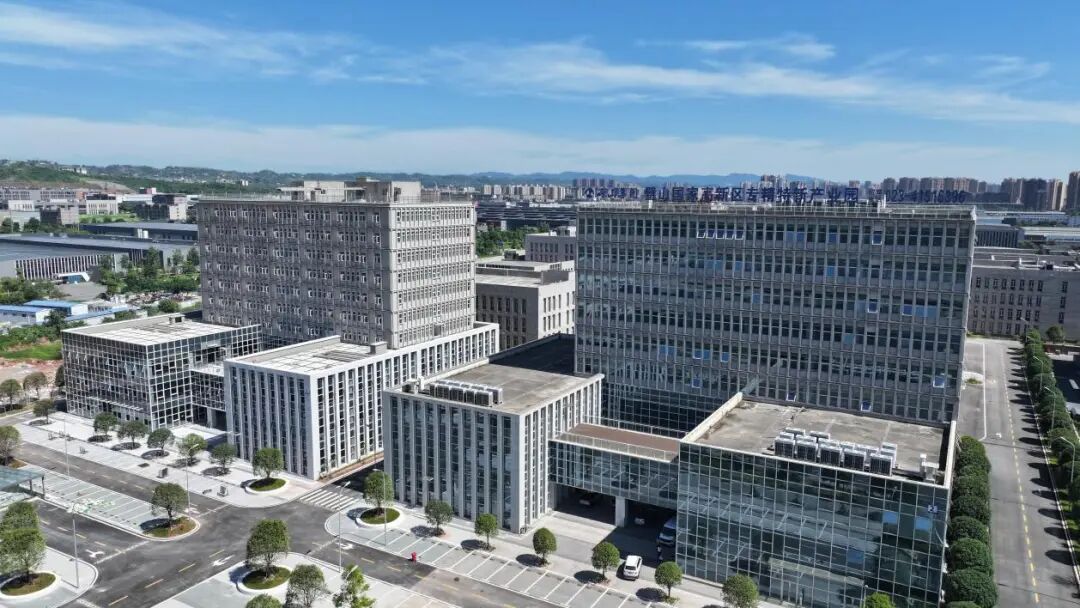 加速“金蛋”项目孵化！中建八局重庆璧山高新区专精特新产业园项目竣工-5