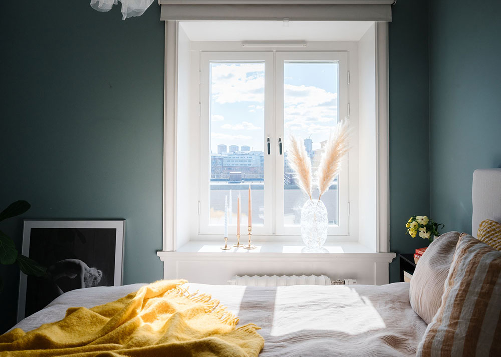 北欧风格瑞典公寓，温馨明亮的湾窗设计-23
