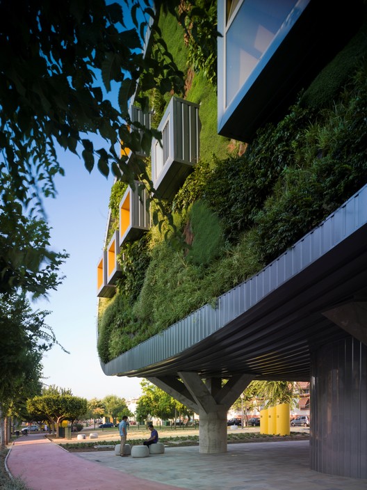 西班牙马拉加机场可持续建筑设计典范-37