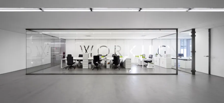 Famo Porto 展厅改造丨葡萄牙波尔图丨Moura Martins Arq.-16