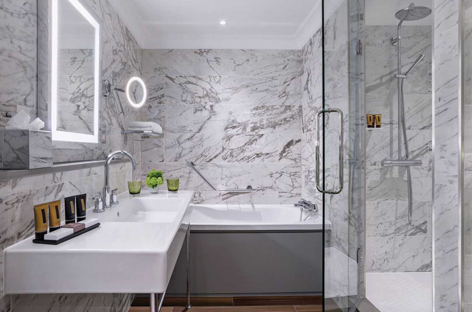 
						jQuery(document).ready(function() {
							jQuery("a[rel^='prettyPhoto']").prettyPhoto({
								social_tools : false,
								show_title : false
							});
						});
					-5