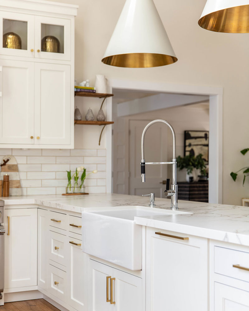 加州温馨奶白色家居设计-10