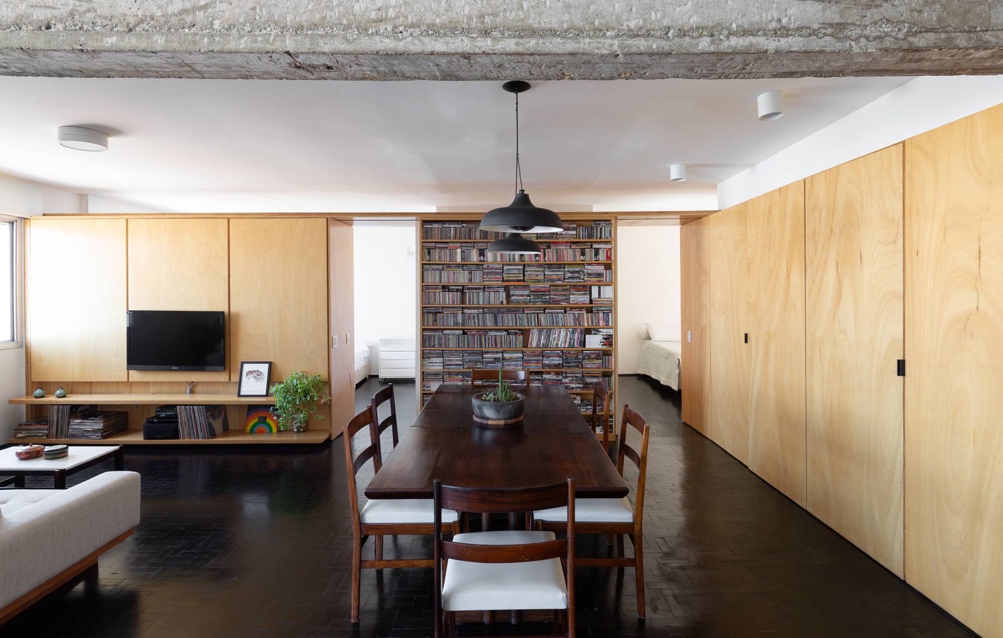 巴西 Mooca 社区 60 年代公寓的翻新之旅-5