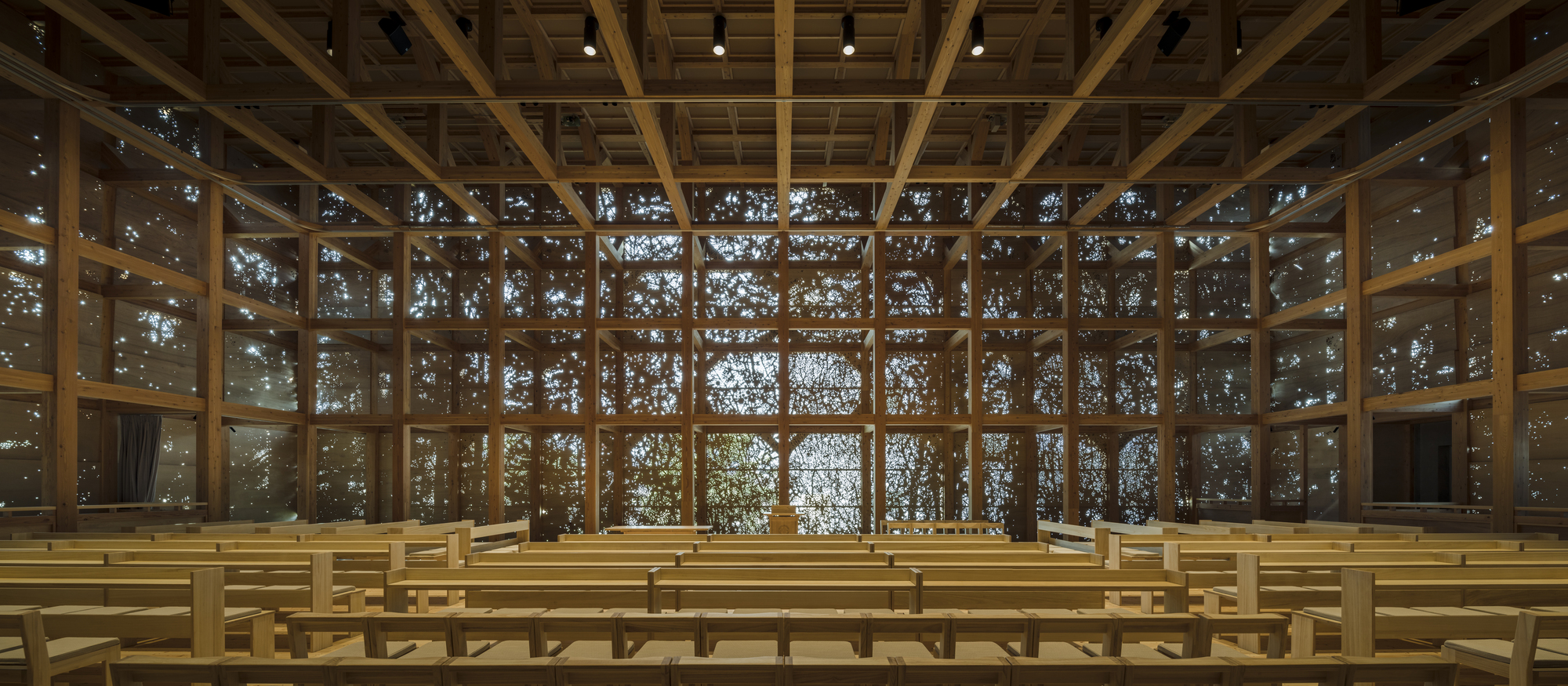 Niijima Gakuen Junior College Hall & Chapel / Tezuka Architects-19