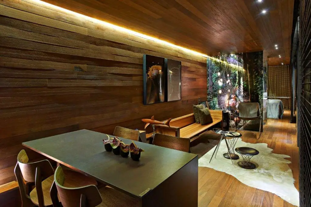 巴西 27 平米玻璃集装箱住宅 | 尽享自然风光的创新设计-5