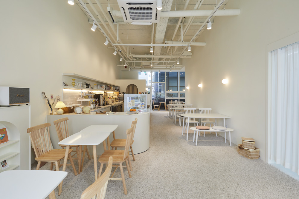 首尔时尚咖啡厅 | 现代极简之美-2