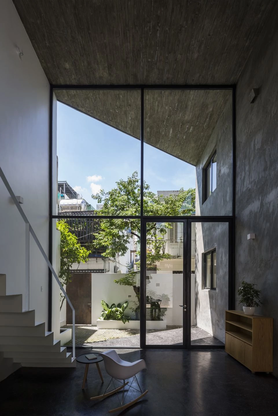 越南密集住宅区的三维花园住宅-34