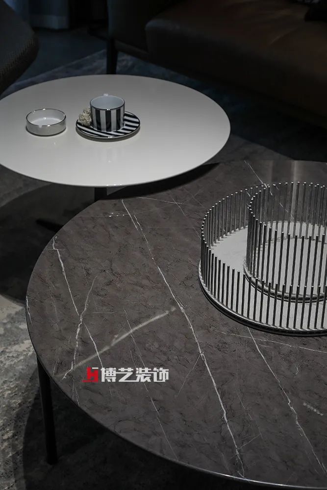 《灰色传奇》| 110㎡现代极简，高铁新城实景赏析-46